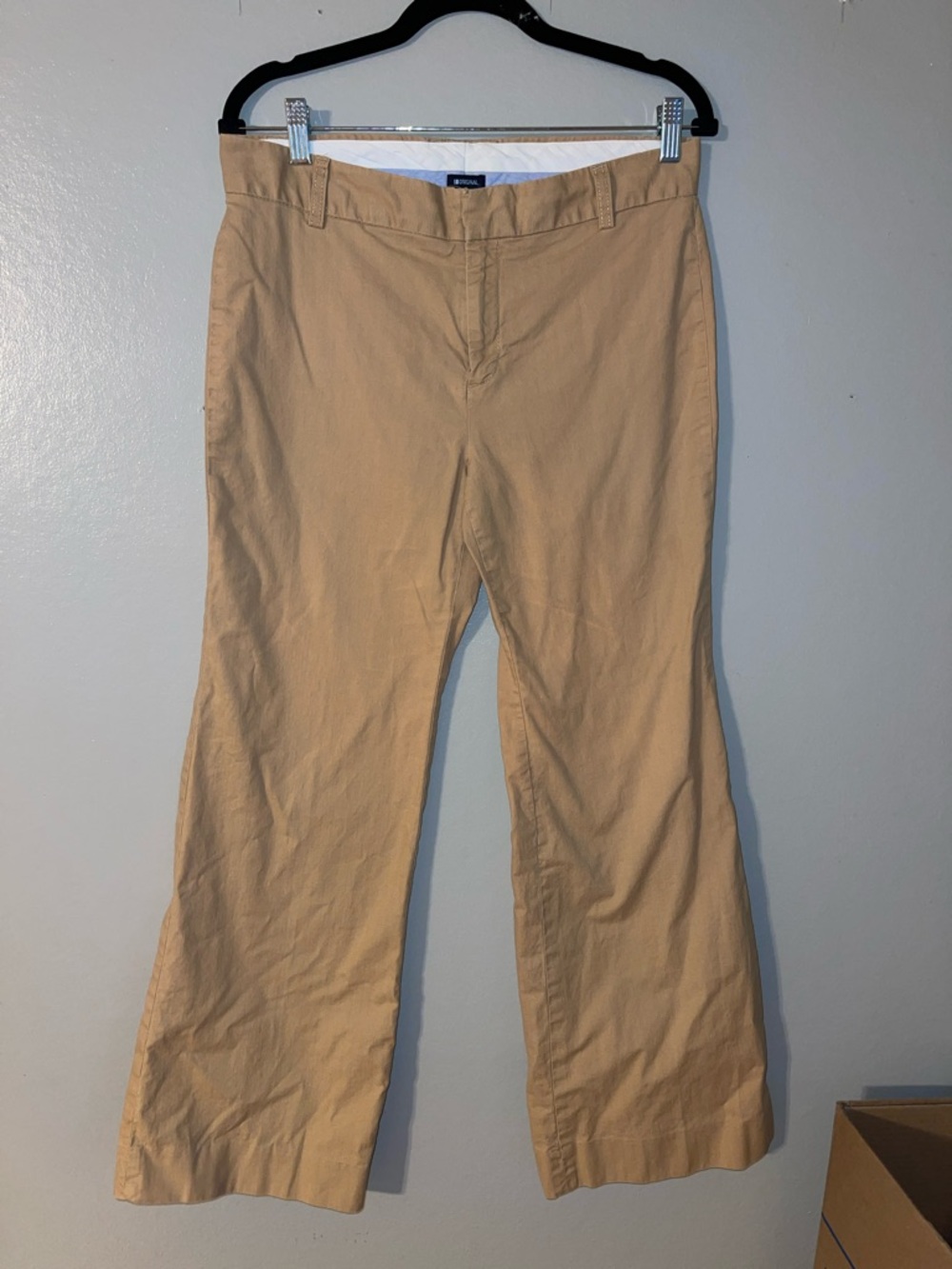 Ladies GAP Khaki Cotton wide leg Pants